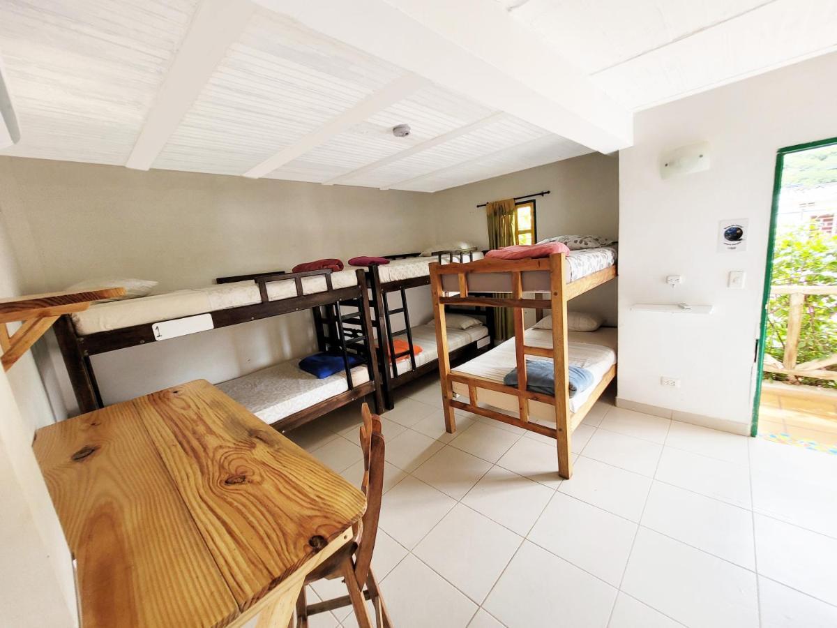 Divanga Hostel And Diving Taganga Exterior photo